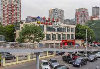 杨浦区奔驰v260商务车多少钱一辆